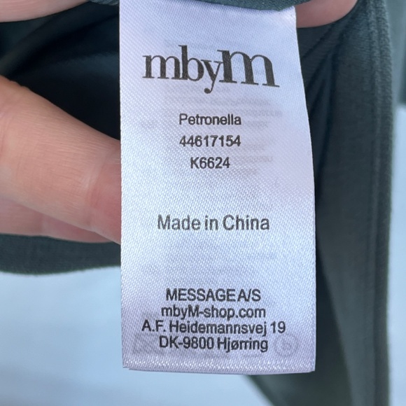 MBYM (S) 2-button light moss green blazer, BNWOT - Picture 6 of 15